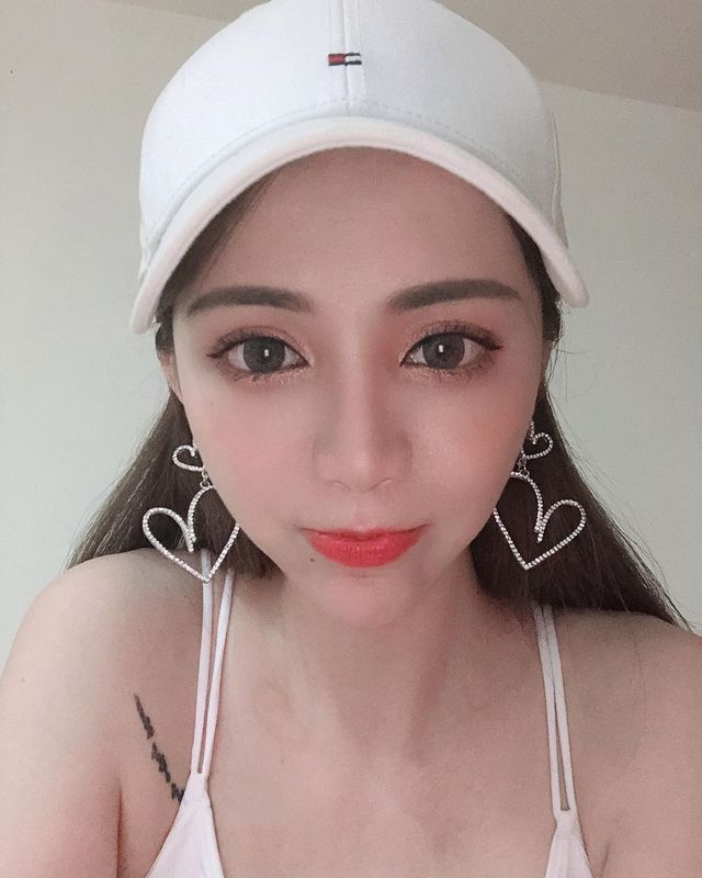 典型美女Ariel Shih随手一拍都美翻众人：女神散发出来的光芒就是不一样 Facebook-第13张