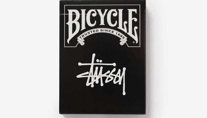 街頭霸王包山包海，就是要將你的娛樂世界全面攻佔！Stüssy x Bicycle Playing Cards 推出聯名撲克牌