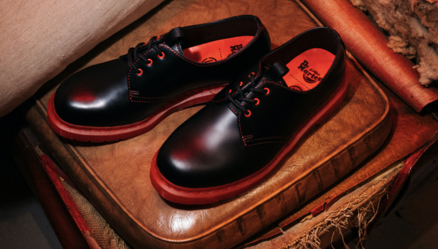 冠希哥也愛 DR. MARTENS ！Clot x Dr. Martens 1461 三孔馬汀中西碰撞有夠吸睛，紅底會不會給他太帥