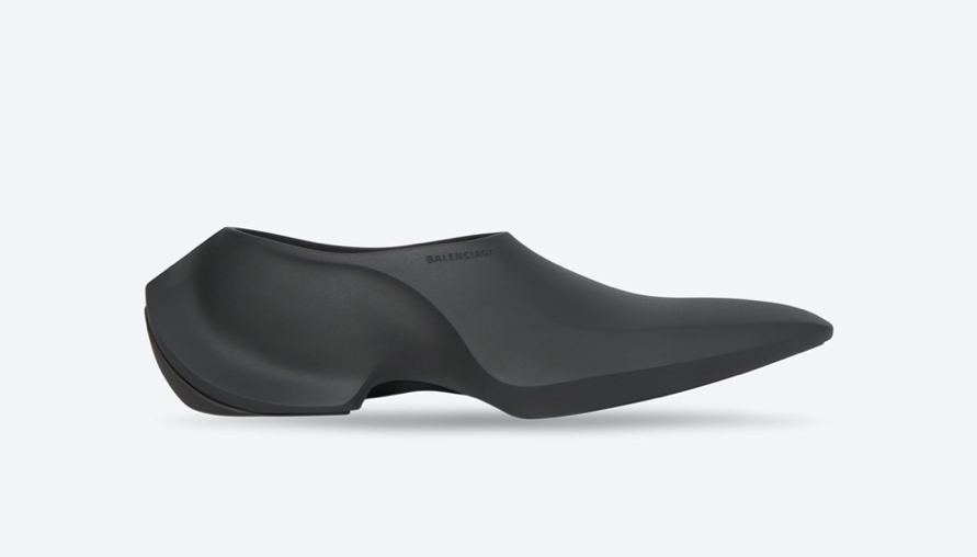 元宇宙dresscode御用鞋，Balenciaga巴黎世家春夏大秀鞋款「Space Shoe」，未來科技感之姿登場