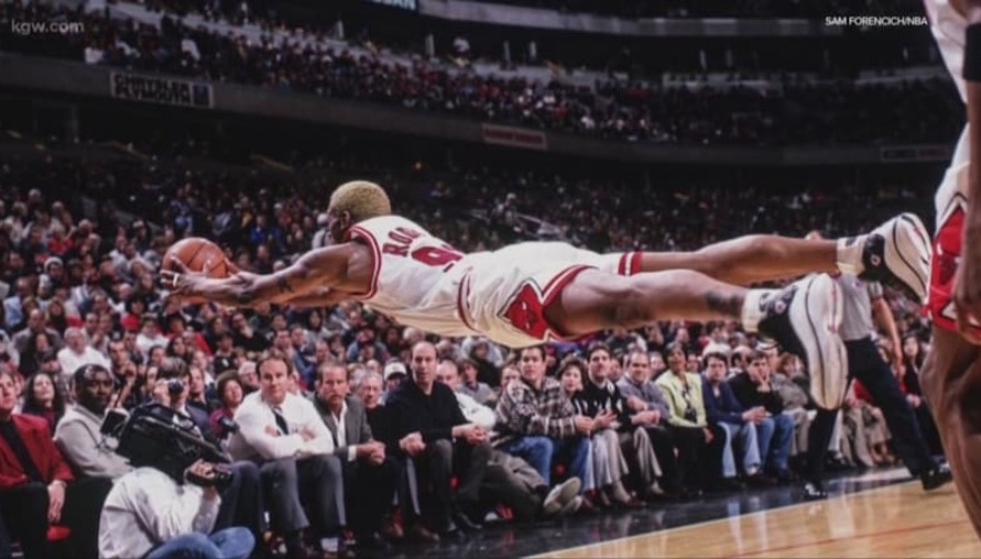 NBA傳奇 Dennis Rodman 炮轟 Travis Scott 抄襲他的球鞋設計！