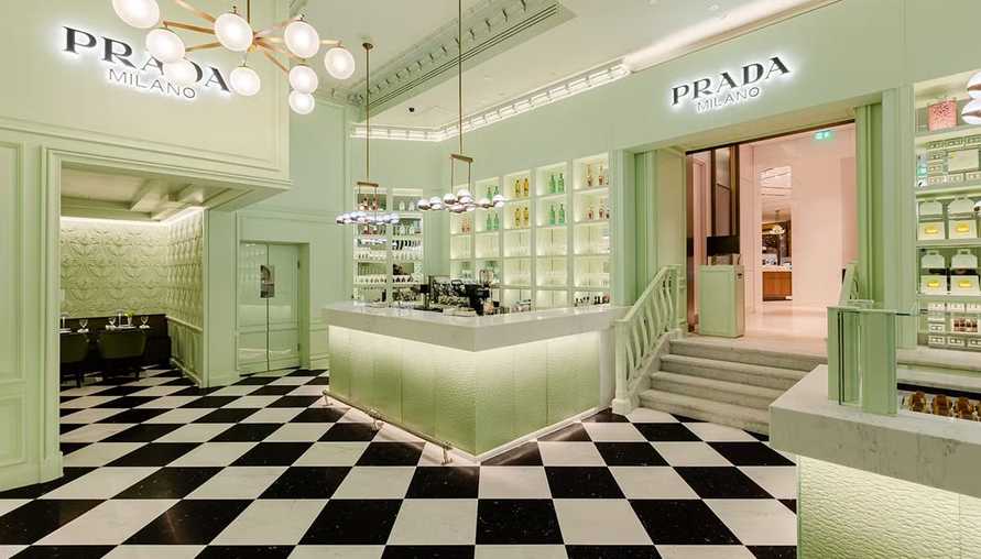 品味時尚與美食，Prada Caffè 倫敦限定開幕