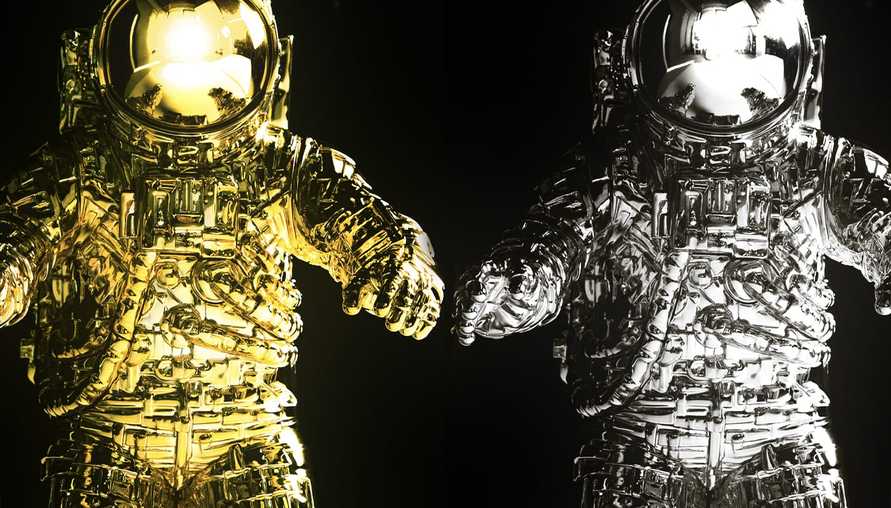 Pharrell的Billionaire Boys Club聯手藝術家Michael Kagan推出限量版太空人雕塑