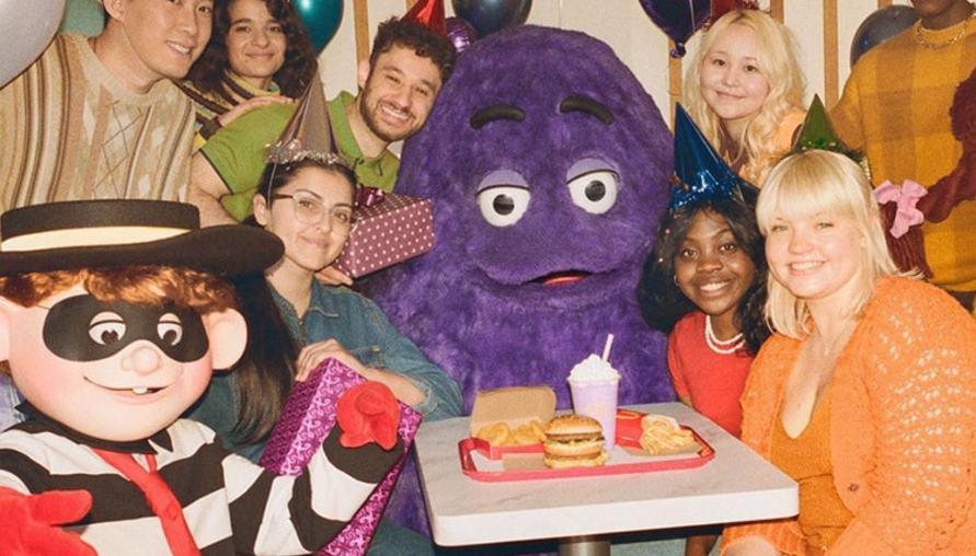奶昔大哥 Grimace 生日快樂！來 McDonald's ，讓紫色奶昔陪你歡慶！