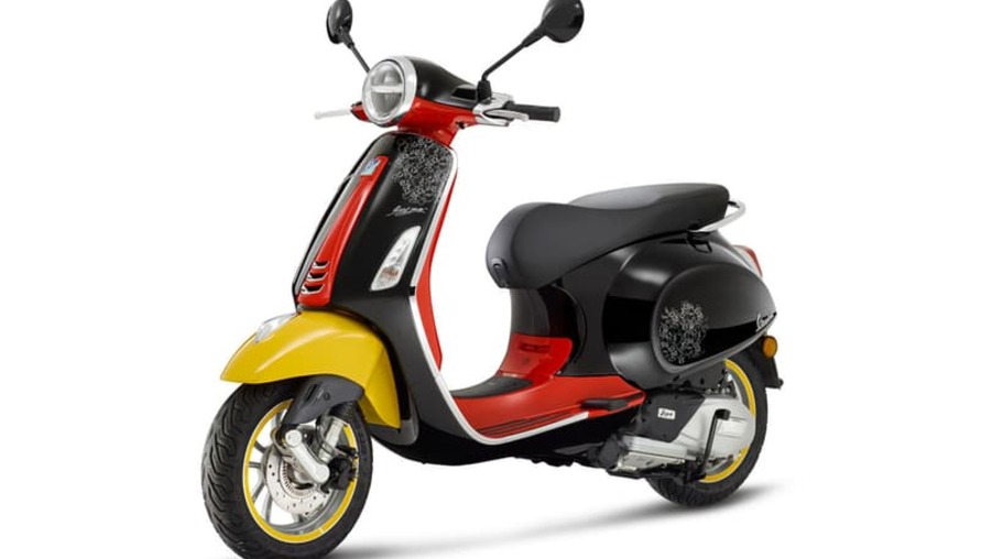 與米奇同行！Disney x Vespa 聯名，帶你開啟百年慶典的獨特旅程。