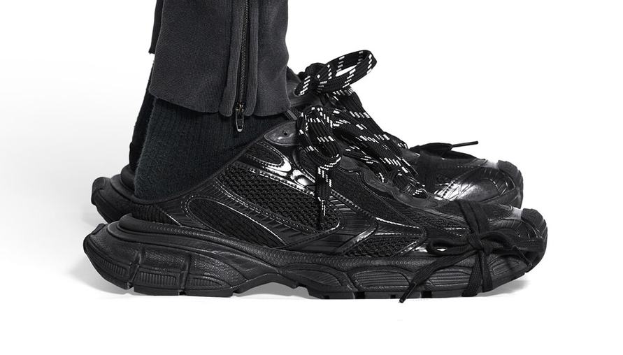 霸氣登場！Balenciaga的黑魂配色，3XL Trainer Mule再創高峰