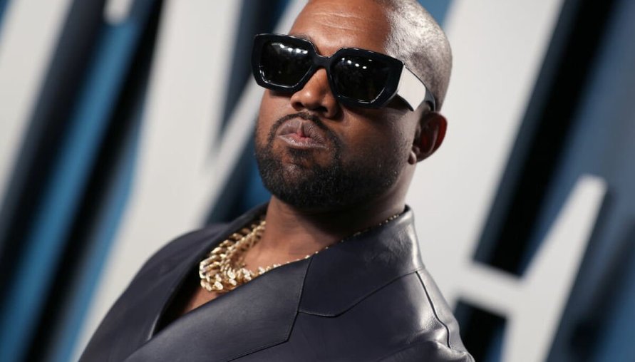 Ye（a.k.a. Kanye West）又出奇招！"YEWS"這商標到底隱藏了什麼？
