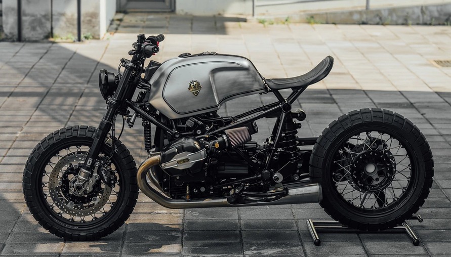 粗野工藝 (Rough Crafts) 推出全新定製車型「Bayern Madness」：重塑 BMW R nineT